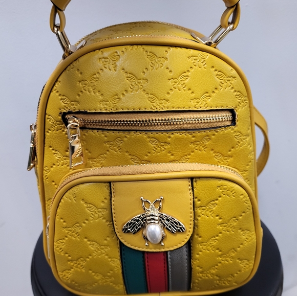 Backpack - Picture 1 of 3